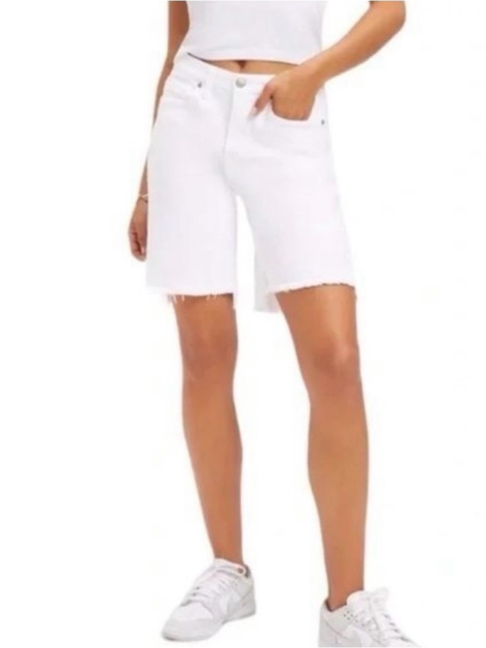 Good American White High-Rise Bermuda Shorts with Raw Hem - Picture 2 of 7